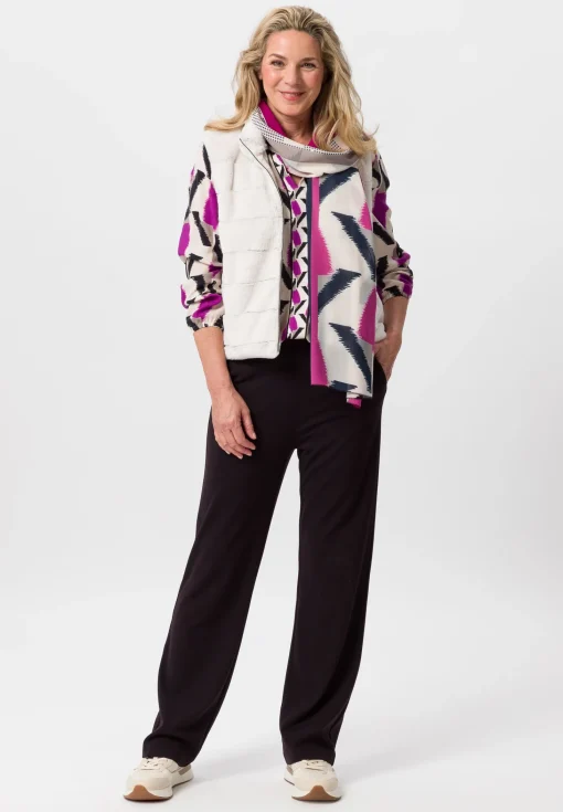 Bluse mit femininem Stehbund