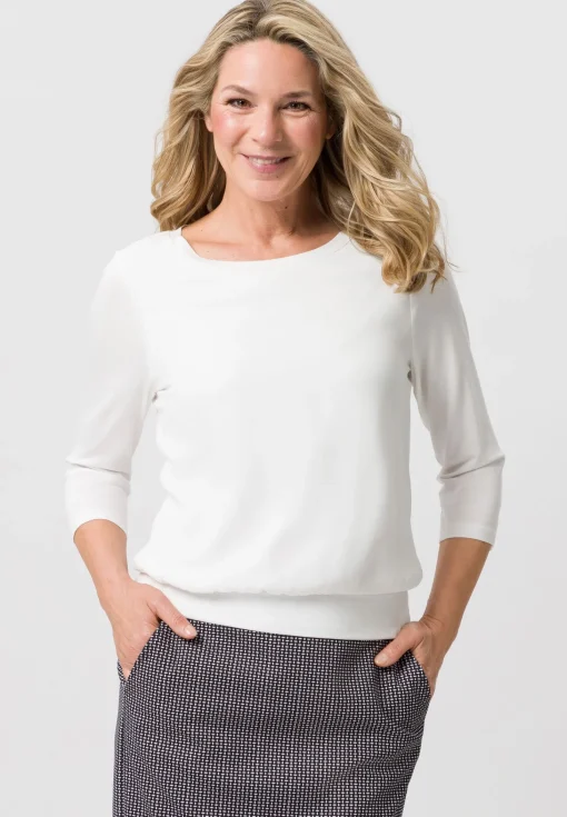 Blusenshirt mit elegant geschnittenem Rundhals