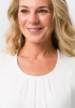 Blusenshirt mit modischer Faltenpartie vorne