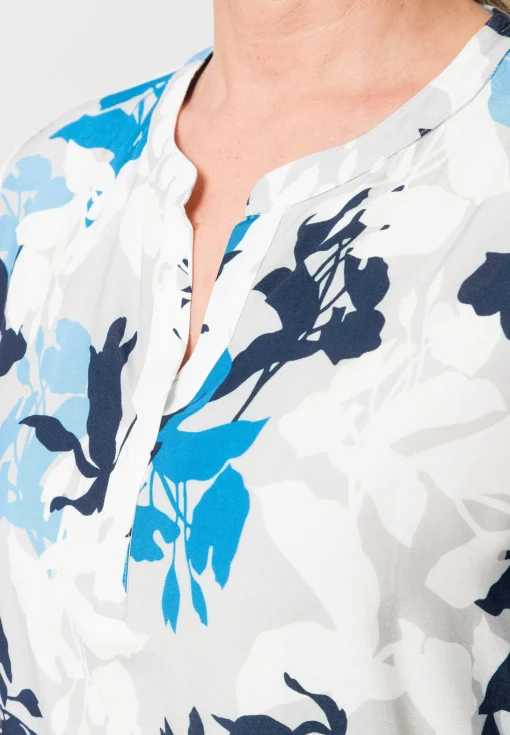 Blusenshirt mit tollem Blütendruck