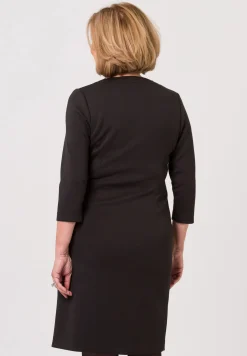 Kleid mit dekorativen Absteppungen