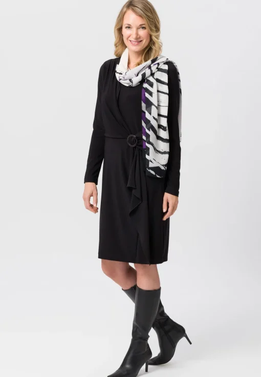Kleid mit weich fließenden Volants