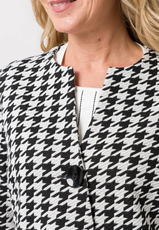 Leichtjacke in femininer Optik