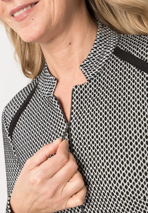 Leichtjacke mit stilvollen Lederimitat-Streifen