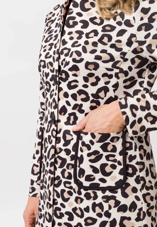 Longjacke mit modischen Knöpfen