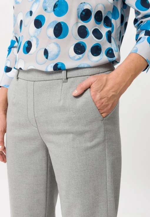 Schlupfhose MIA in modernem Schnitt