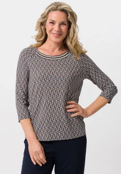 Shirt in ansprechendem Design