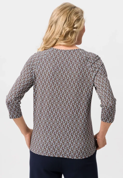 Shirt in ansprechendem Design
