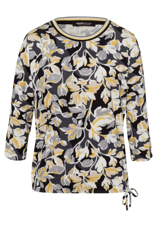 Shirt in figurumspielender Form