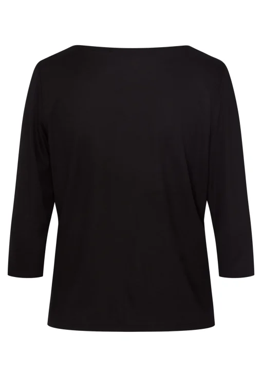 Shirt mit graphischen Elementen