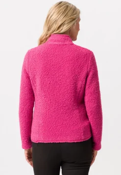 Strickjacke in moderner Optik