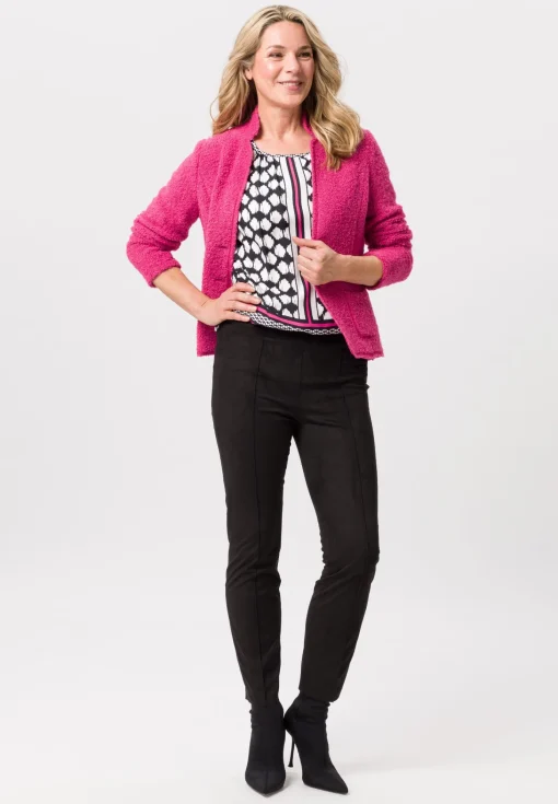 Strickjacke in moderner Optik
