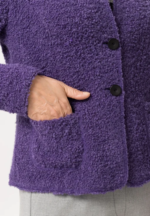 Strickjacke mit adretter Verarbeitung