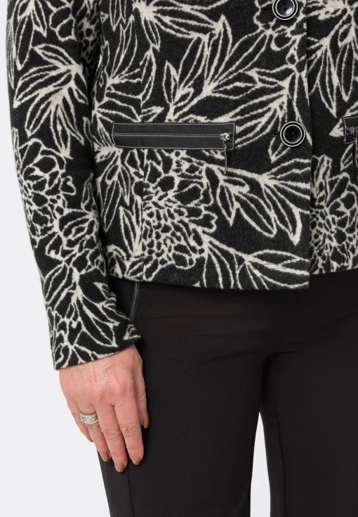 Strickjacke mit Knopfleiste