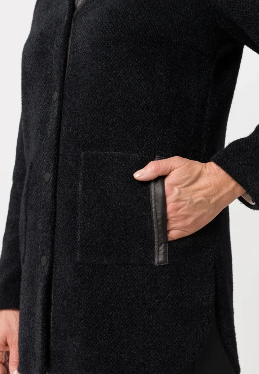 Strickjacke mit langen Raglanärmeln