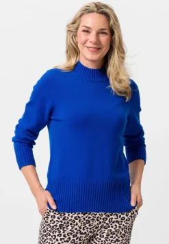 Strickpullover in figurfreundlicher Passform