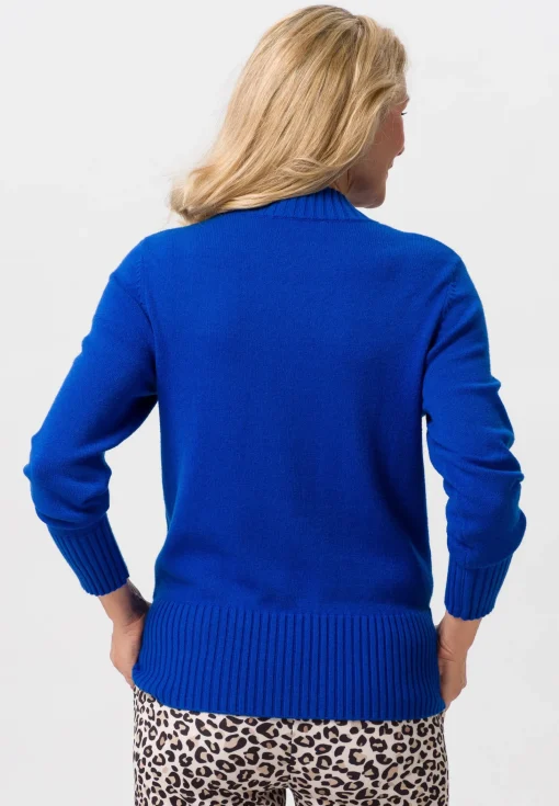 Strickpullover in figurfreundlicher Passform
