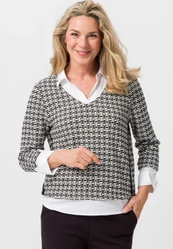 Strickpullover mit aufgesteppten Seitenstreifen