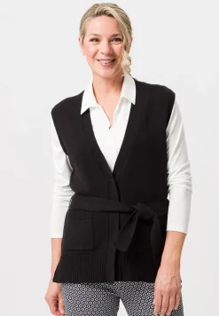 Strickweste mit femininem V-Ausschnitt